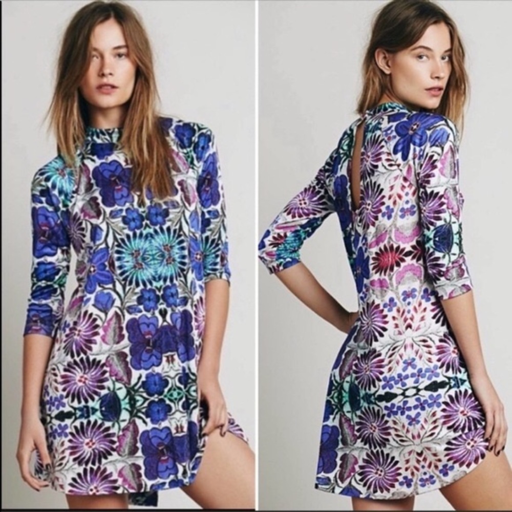 Free People - Floral Mini Dress Size Medium 70s Abstract